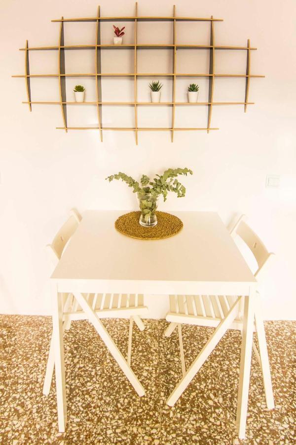 P&P Apartaments Arapiles Málaga Dış mekan fotoğraf
