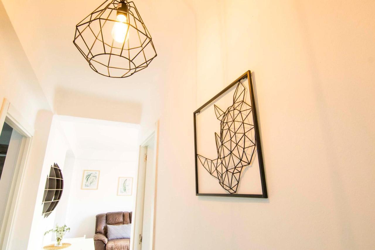 P&P Apartaments Arapiles Málaga Dış mekan fotoğraf